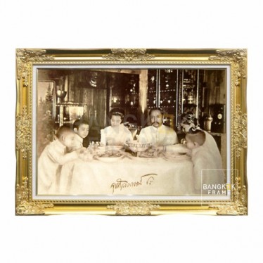 ภาพในหลวงร.5-ทรงเสวย-กรอบรูปเสด็จพ่อร.5