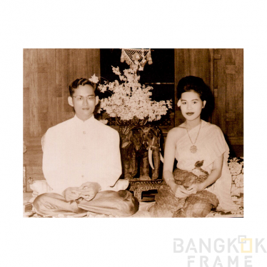 ในหลวงรัชกาลที่9-พระราชินีสิริกิติ์-ภาพคู่