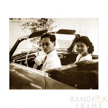 ในหลวงรัชกาลที่9-พระราชินีสิริกิติ์-ภาพคู่