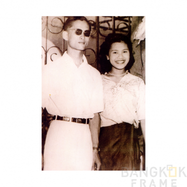 ในหลวงรัชกาลที่9-พระราชินีสิริกิติ์-ภาพคู่