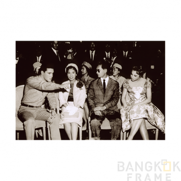 ในหลวง ราชินี