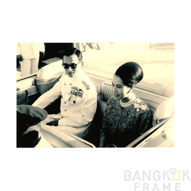 ในหลวง ราชินี